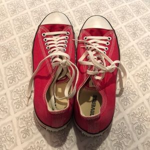 Pink Converse All Stars